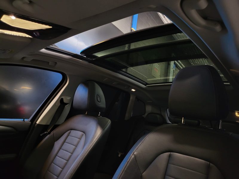 BMW X3 20d xDrive 190cv LUXURY / TOIT OUVRANT / SIEGES ELECTRIQUES / CAMERA 360° / CARPLAY / AFFICHA