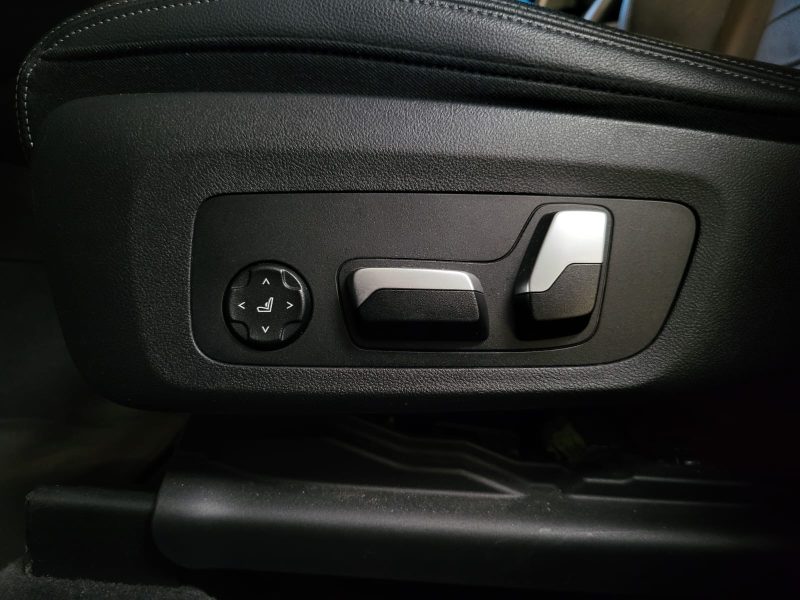 BMW X3 20d xDrive 190cv LUXURY / TOIT OUVRANT / SIEGES ELECTRIQUES / CAMERA 360° / CARPLAY / AFFICHA