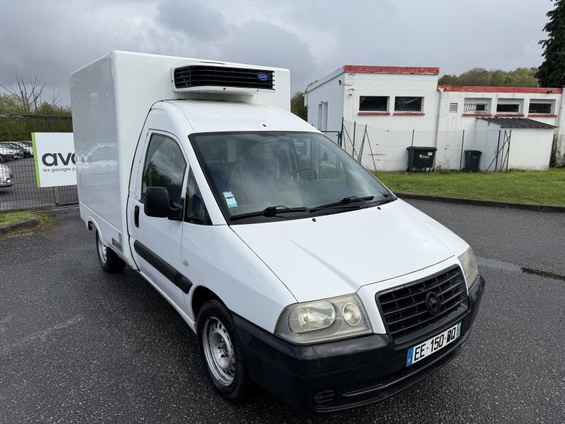 FIAT SCUDO Fourgon 2.0 JTD 1997cm3 94cv