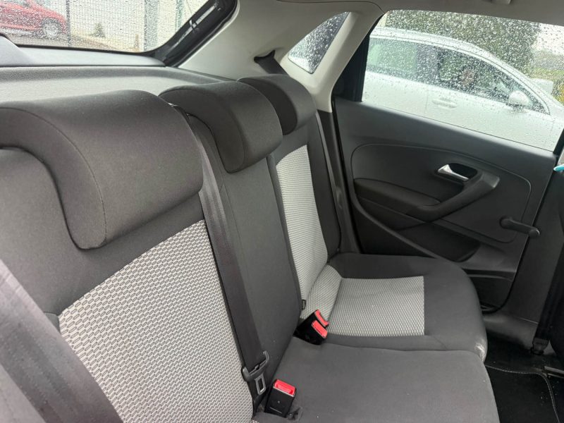 VOLKSWAGEN POLO 2009