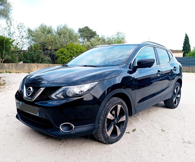 NISSAN QASHQAI 2017