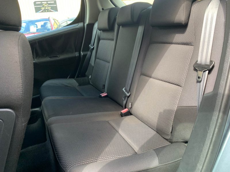 PEUGEOT 207 2010 1.4i