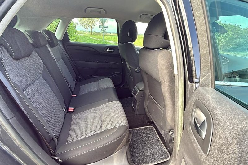 CITROEN C4 1.6 HDI 92 FAP Attraction BVM5 1ere main