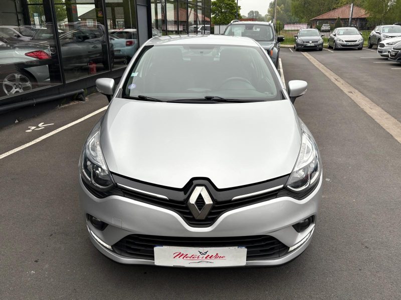 RENAULT CLIO 2019