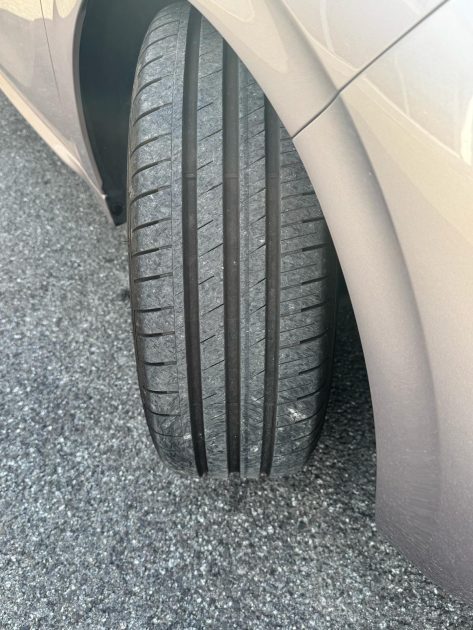 PEUGEOT  208 1.6 HDI 92cv  / Bluetooth / CT OK / Révisée 