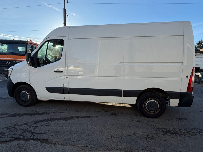 RENAULT MASTER 2022
