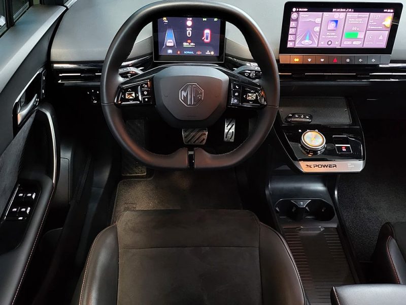 MG MG4 EV XPower 435 cv 4WD 