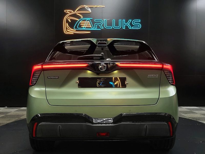 MG MG4 EV XPower 435 cv 4WD 