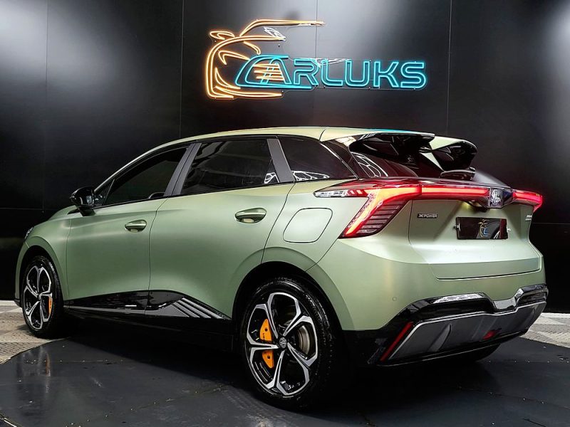 MG MG4 EV XPower 435 cv 4WD 