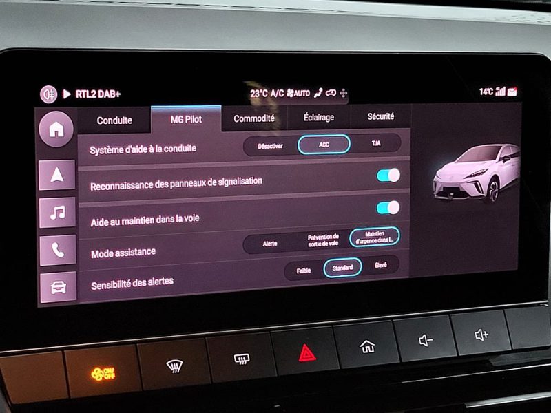 MG MG4 EV XPower 435 cv 4WD 