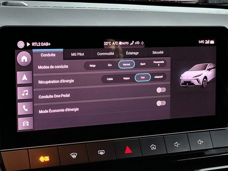 MG MG4 EV XPower 435 cv 4WD 