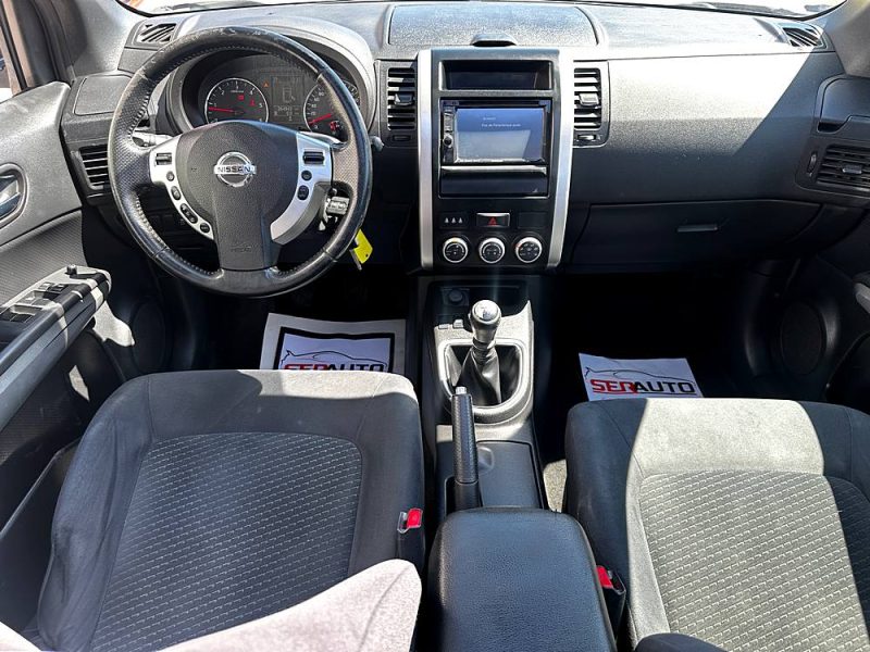 NISSAN X-TRAIL II 2011