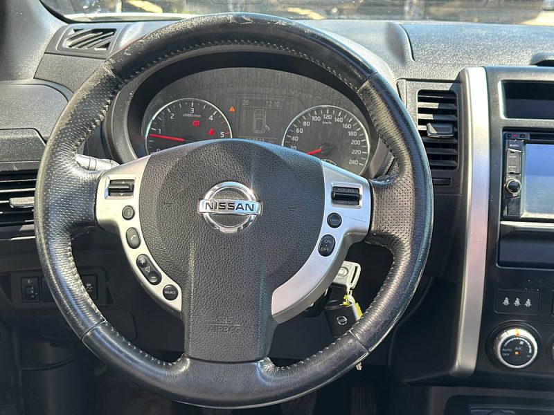 NISSAN X-TRAIL II 2011