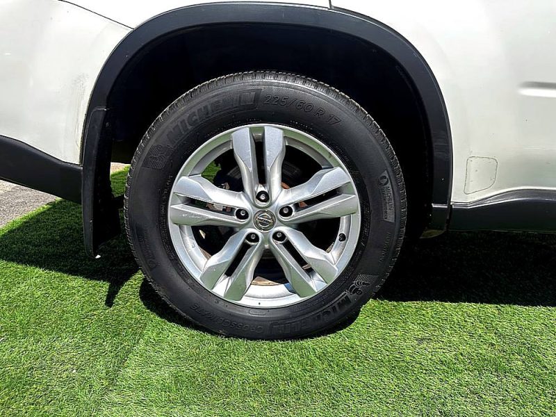 NISSAN X-TRAIL II 2011