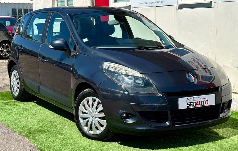 RENAULT MEGANE SCENIC III 2009
