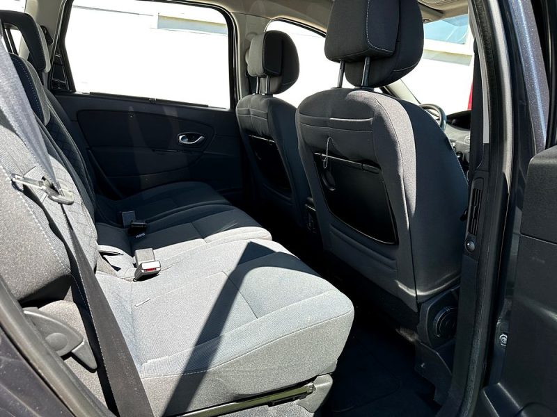 RENAULT MEGANE SCENIC III 2009