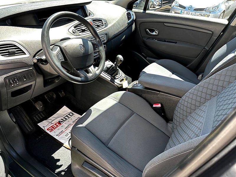 RENAULT MEGANE SCENIC III 2009