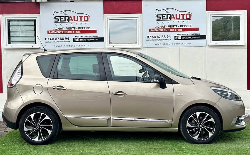 RENAULT MEGANE SCENIC III 2015