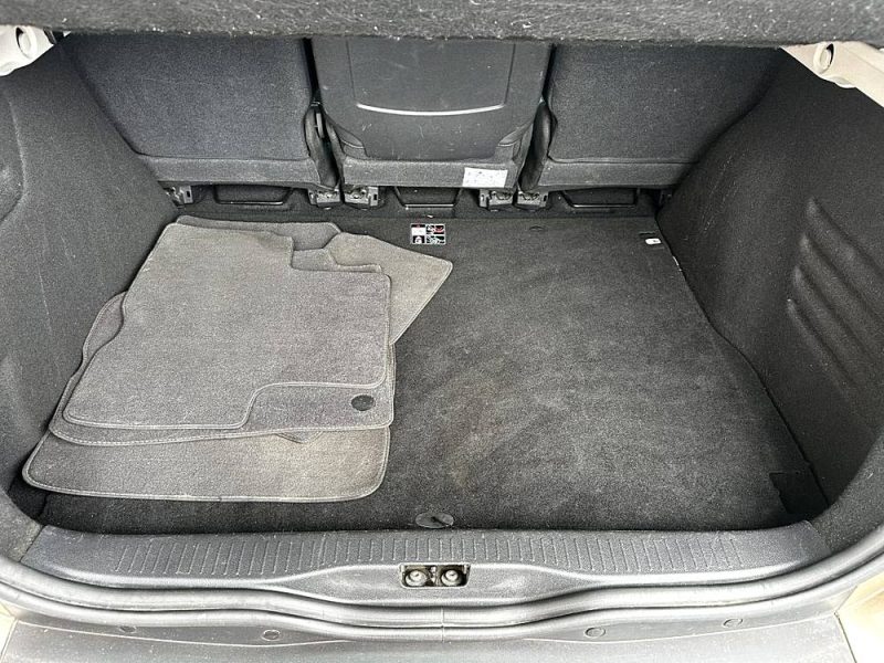 RENAULT MEGANE SCENIC III 2015