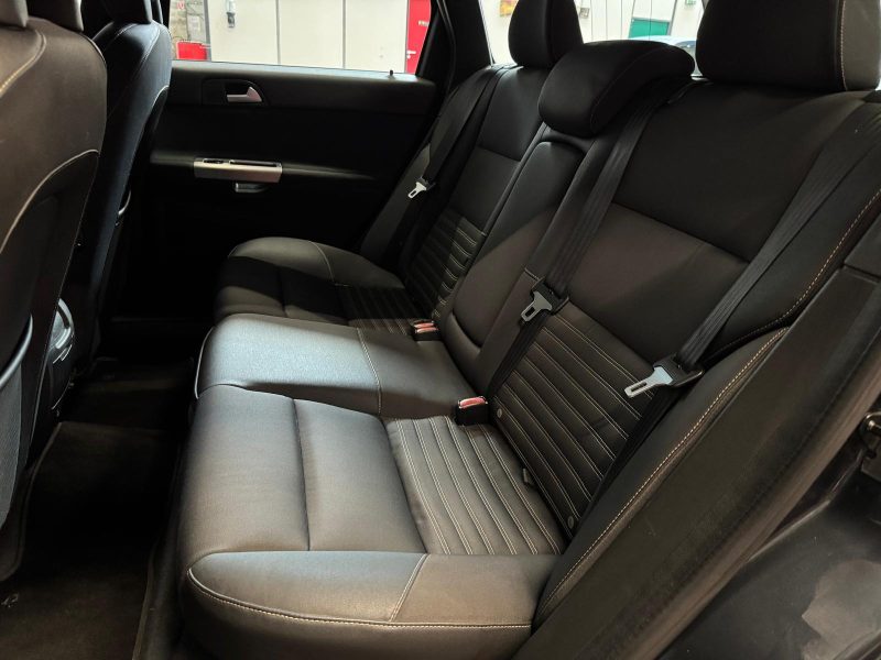 VOLVO V50 1.6 D 110 Momentum 
