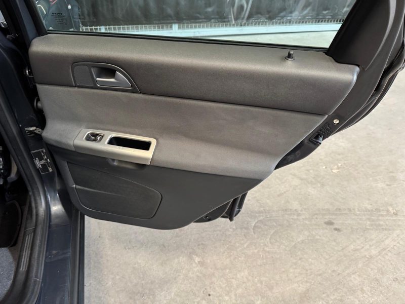 VOLVO V50 1.6 D 110 Momentum 