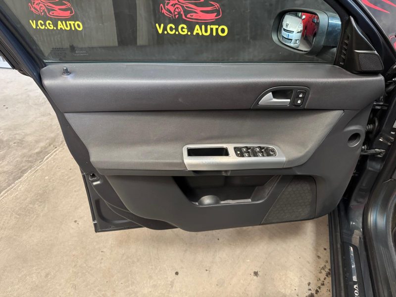 VOLVO V50 1.6 D 110 Momentum 