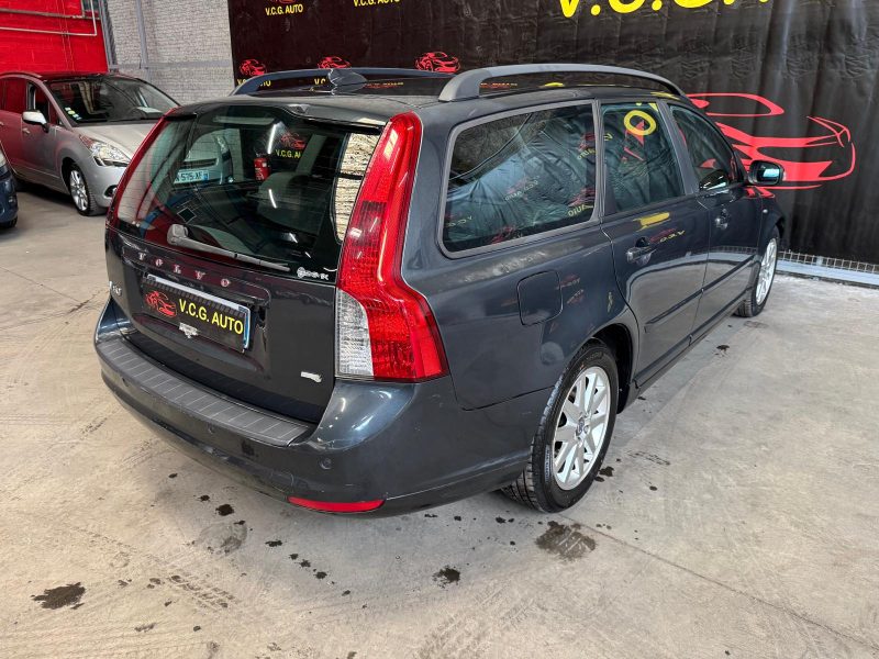 VOLVO V50 1.6 D 110 Momentum 