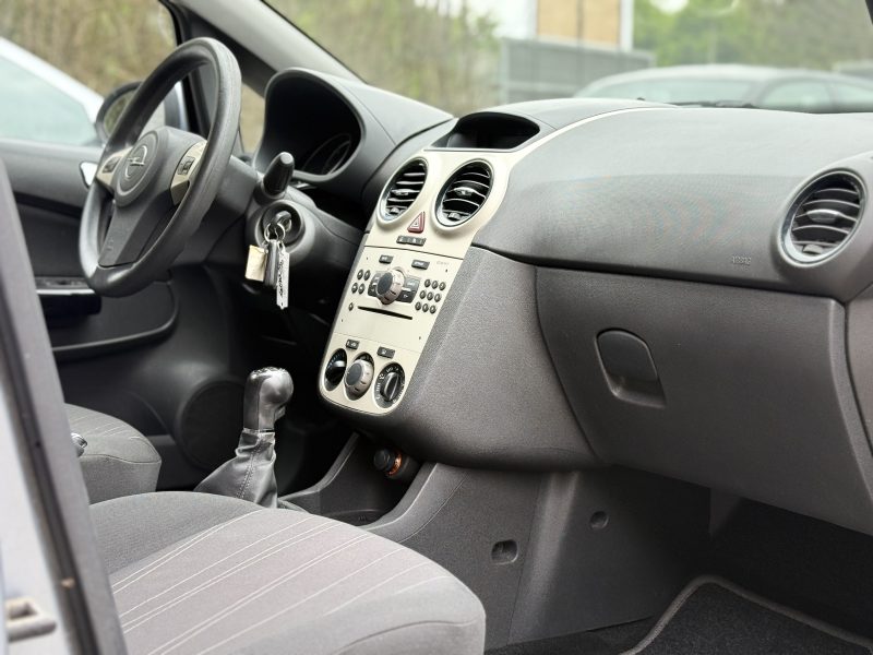 OPEL CORSA 2008
