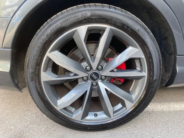 AUDI Q7 60 TFSI E 462ch  2020