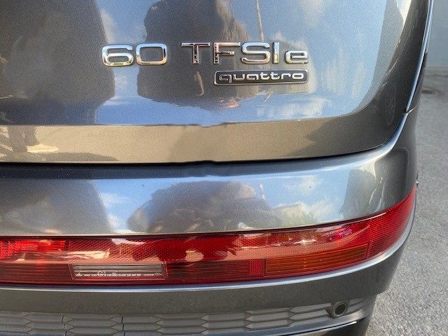 AUDI Q7 60 TFSI E 462ch  2020