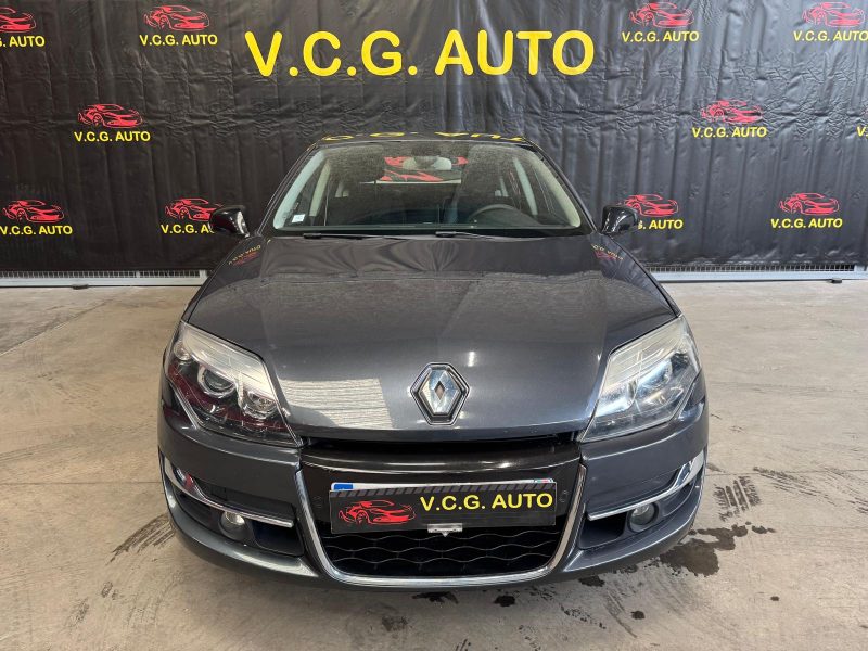 RENAULT LAGUNA 1.5 DCI 110 BOSE EDITION