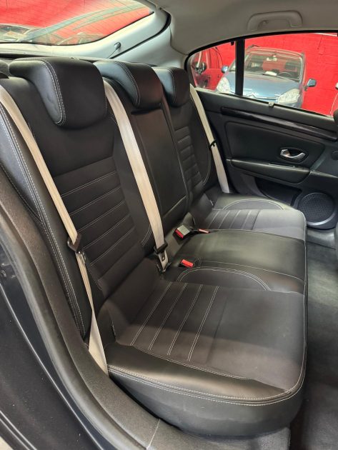 RENAULT LAGUNA 1.5 DCI 110 BOSE EDITION