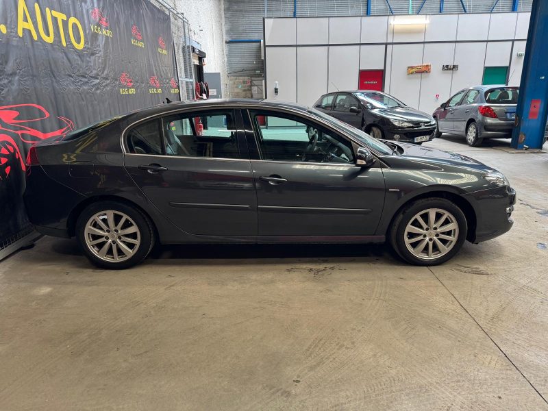RENAULT LAGUNA 1.5 DCI 110 BOSE EDITION