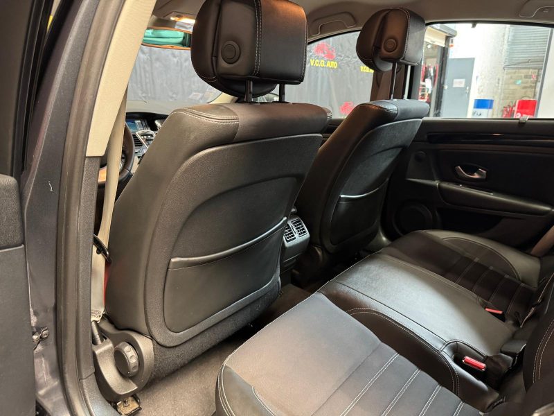 RENAULT LAGUNA 1.5 DCI 110 BOSE EDITION