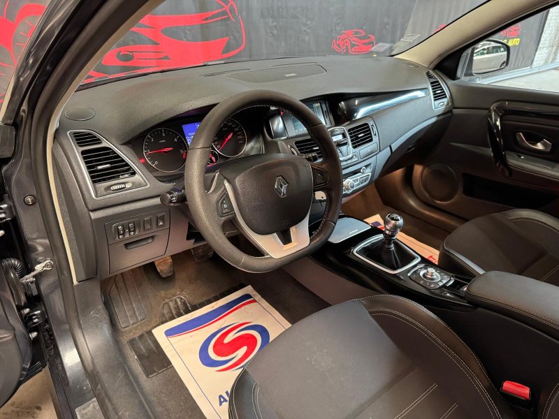 RENAULT LAGUNA 1.5 DCI 110 BOSE EDITION