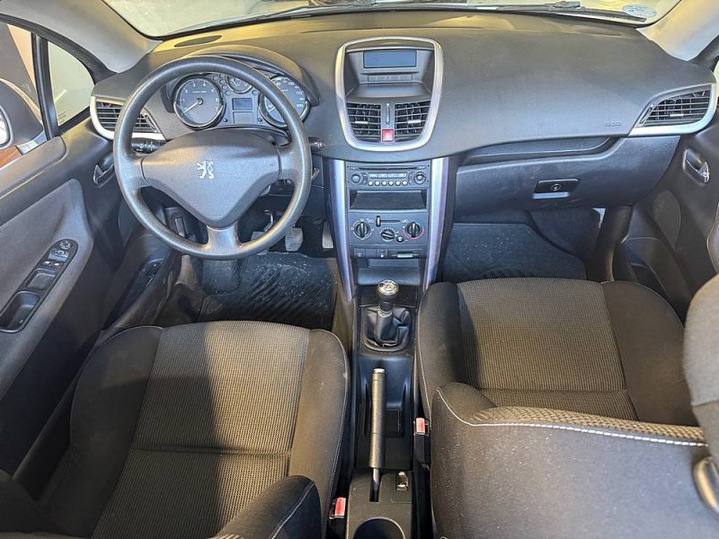 PEUGEOT  207 CC 1.6 VTI 120 Filou (96 000 kms) 