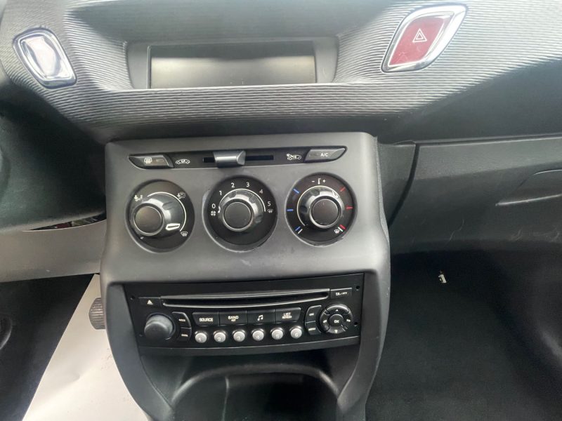 CITROEN C3 2011 C3 1.4i - 75CV 1ER MAIN CRIT'AIR 1