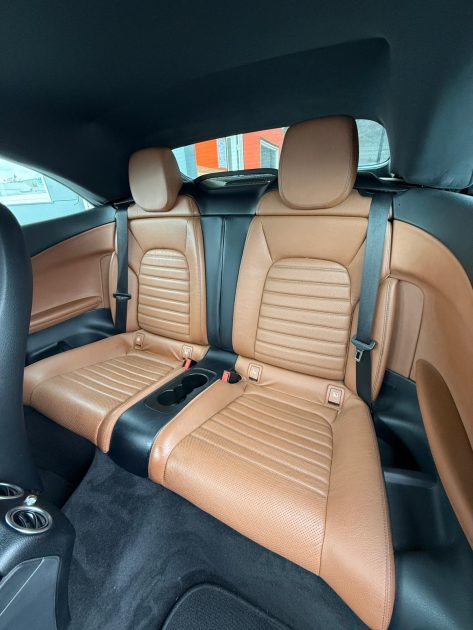 MERCEDES CLASSE C 220 CDi Cabriolet 170cv AMG Boite auto