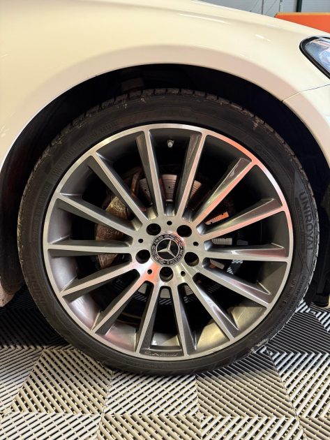 MERCEDES CLASSE C 220 CDi Cabriolet 170cv AMG Boite auto