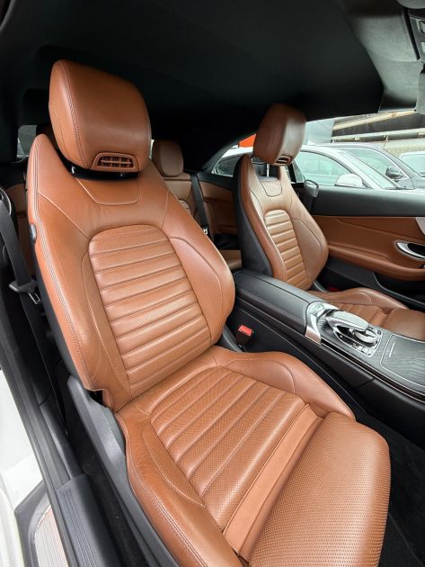 MERCEDES CLASSE C 220 CDi Cabriolet 170cv AMG Boite auto