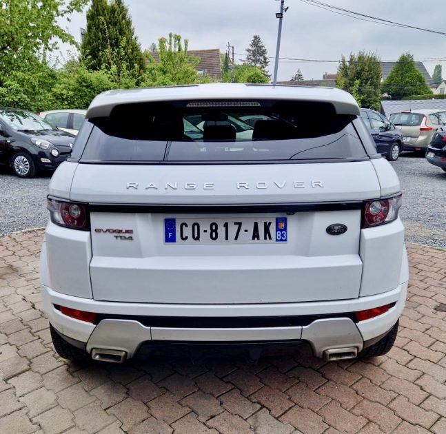 LAND ROVER Range Rover EVOQUE 2.2L TD4 150cv 4WD Boîte Auto PURE PACK TECH