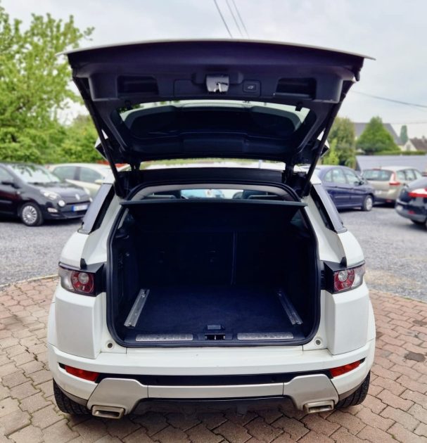 LAND ROVER Range Rover EVOQUE 2.2L TD4 150cv 4WD Boîte Auto PURE PACK TECH