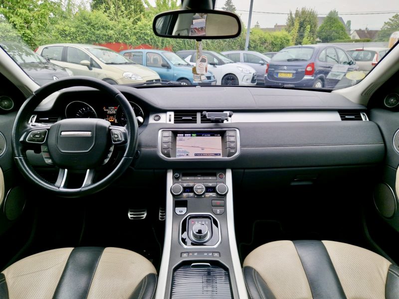 LAND ROVER Range Rover EVOQUE 2.2L TD4 150cv 4WD Boîte Auto PURE PACK TECH