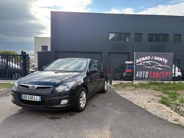 HYUNDAI I 30 2009