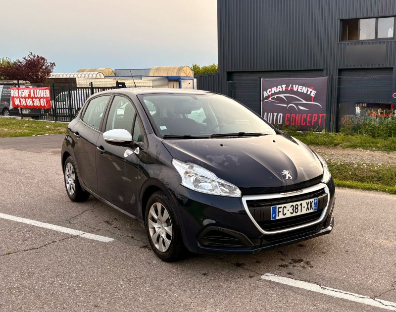 PEUGEOT 208 2018