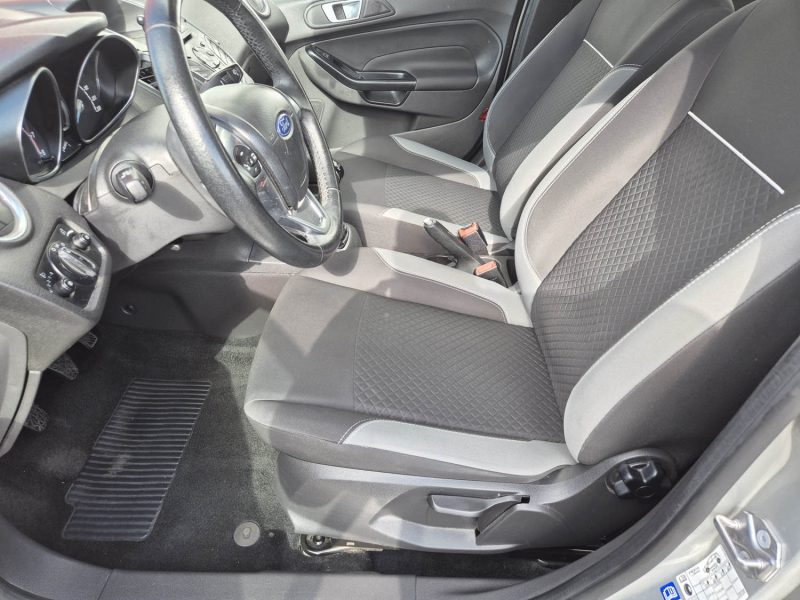 FORD FIESTA 2015