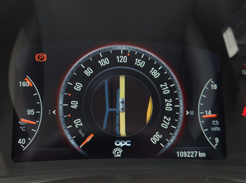 OPEL INSIGNIA 2.8 V6 325 4X4 OPC*GPS*RECARO*XENON*