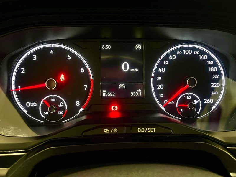 VOLKSWAGEN POLO VI 1.0 tsi 95ch Confortline Business 5 portes