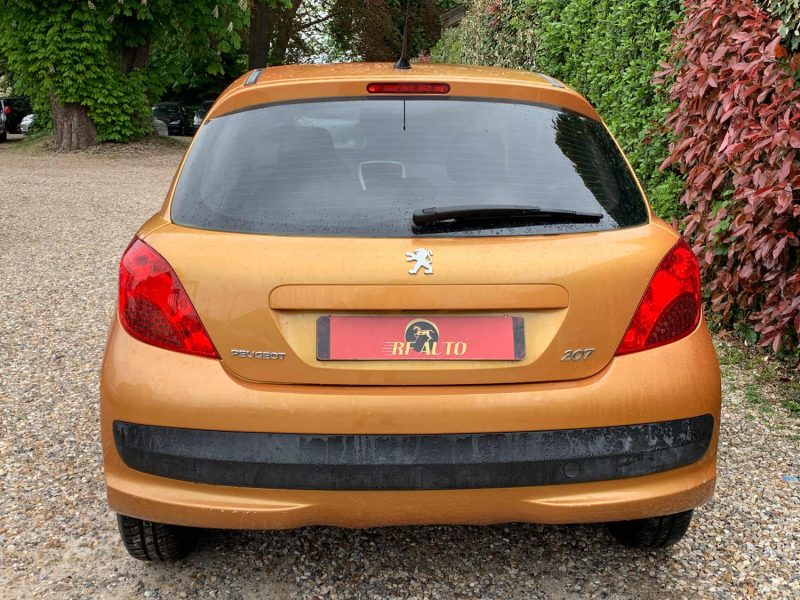 PEUGEOT 207 2006 1.4i 