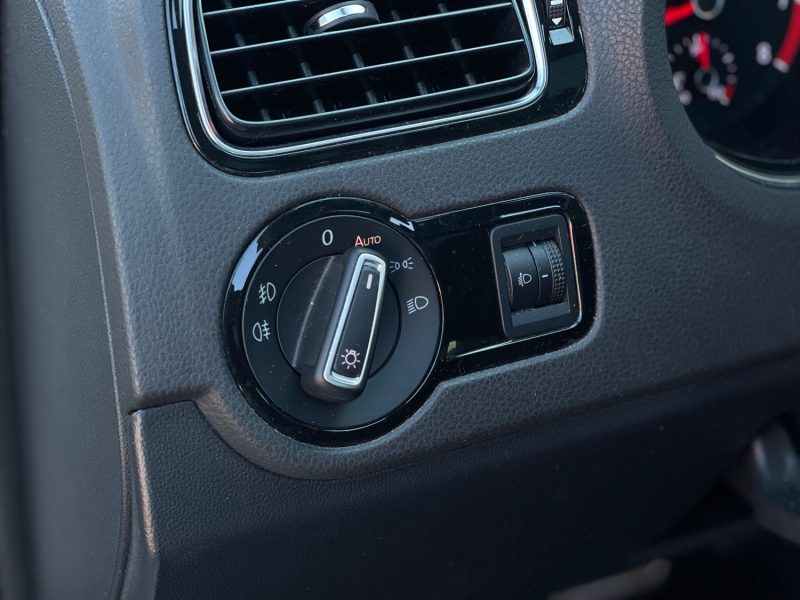 VOLKSWAGEN POLO V 5 portes Phase 2 1.2 TSI 16V MATCH BlueMotion DSG7 90 ch GARANTIE 6 MOIS